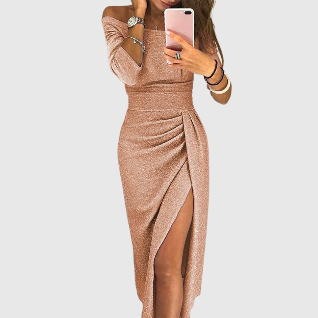 Isabelle | Elegant halterneck maxi dress with a beautiful, flowing fit