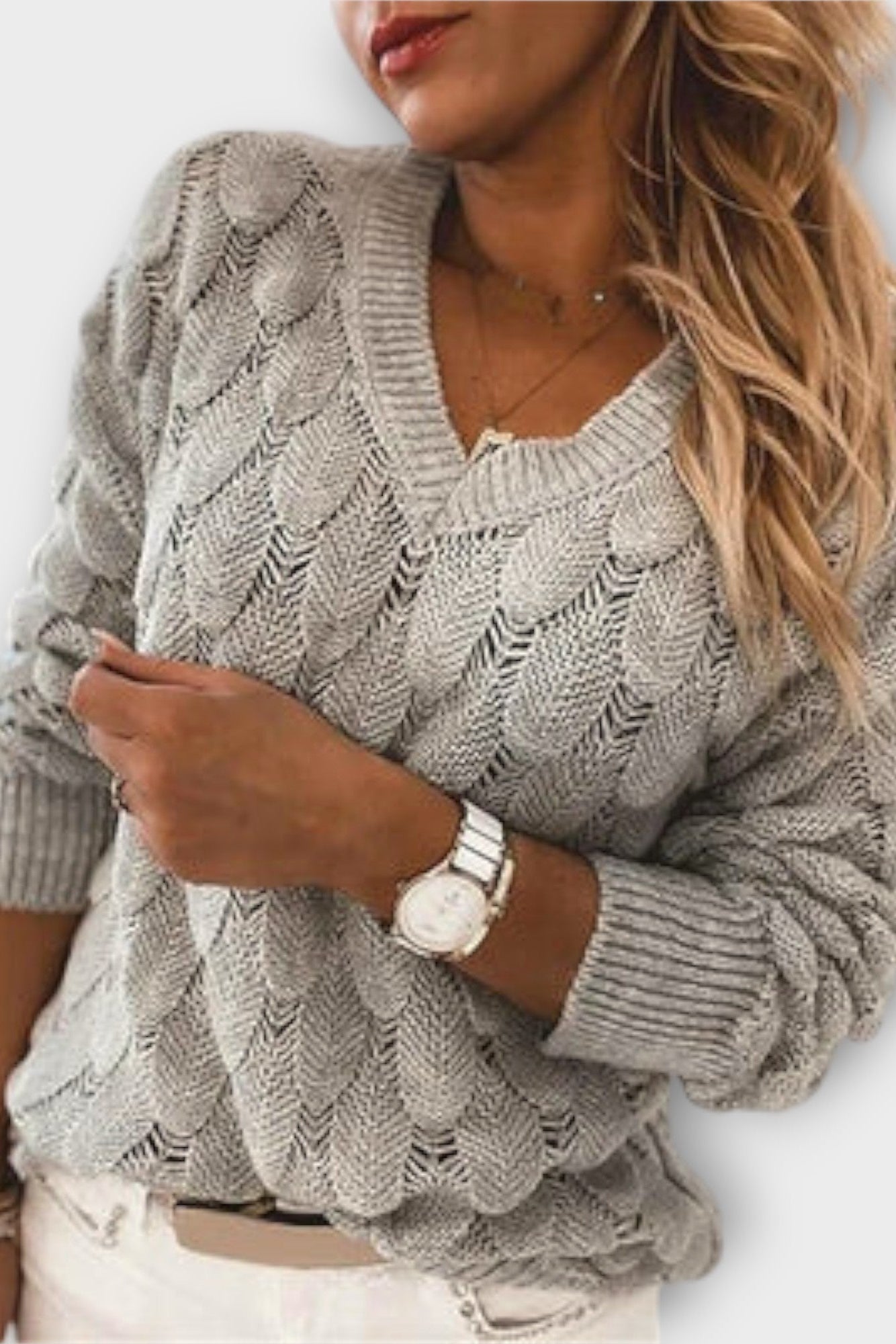 Agnes | V-neck Sweater