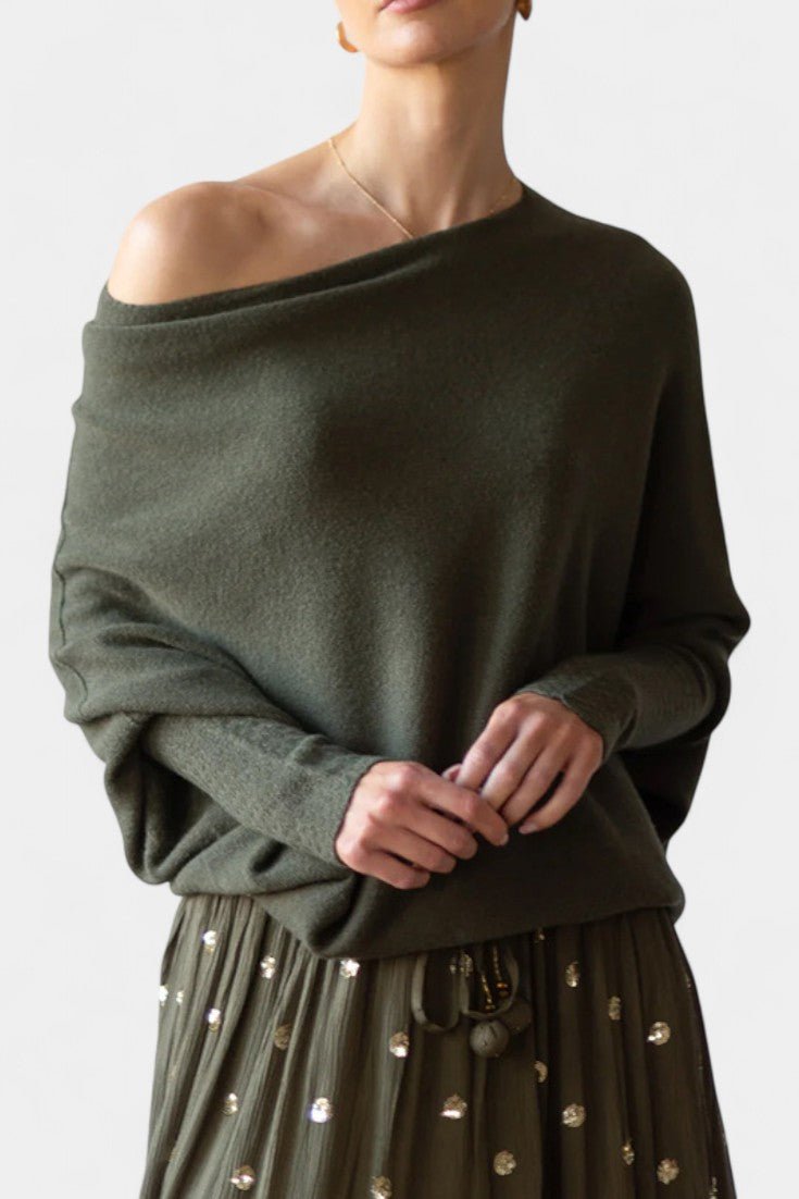 Andrea | Off-shoulder sweater