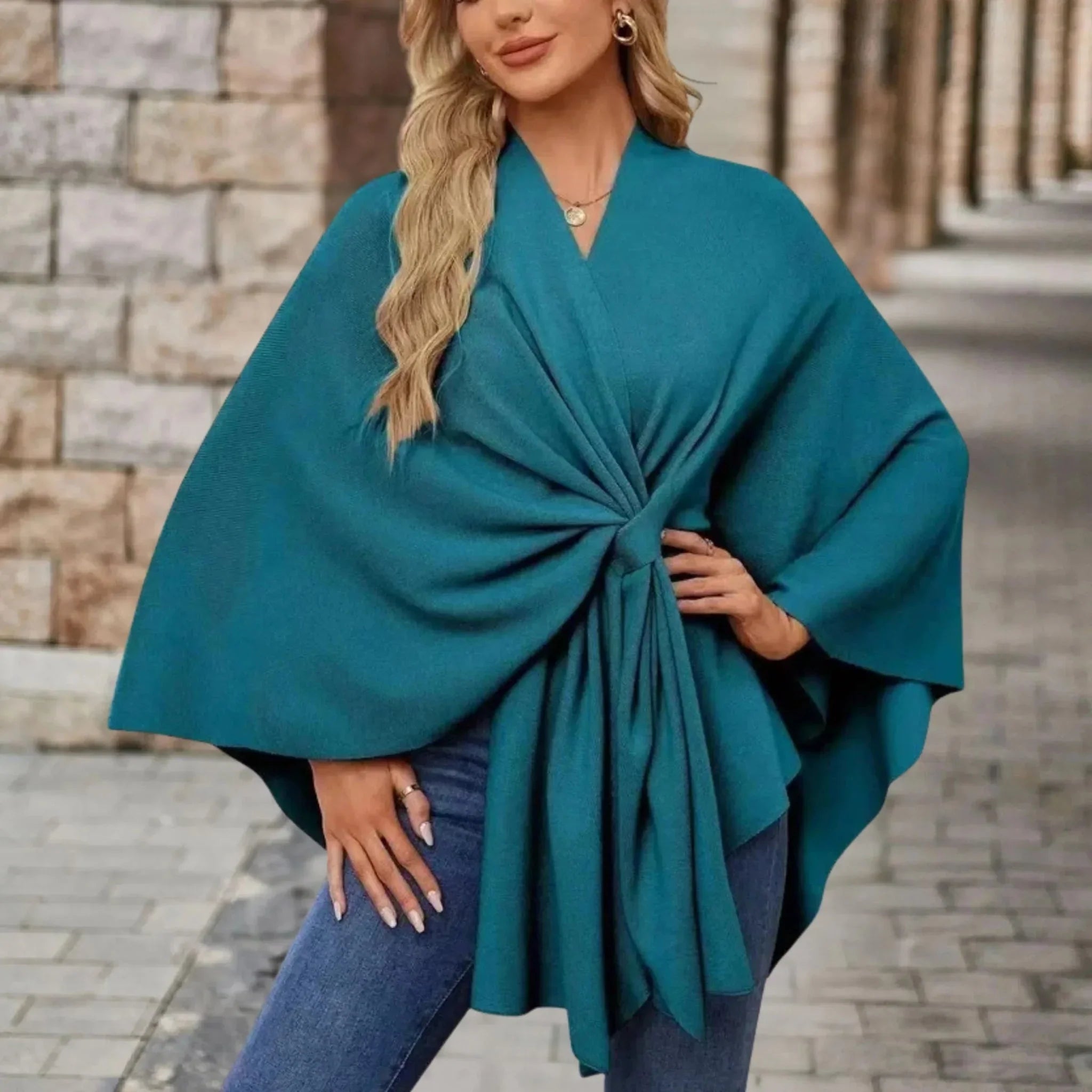Yvette | Elegant Draperet Poncho